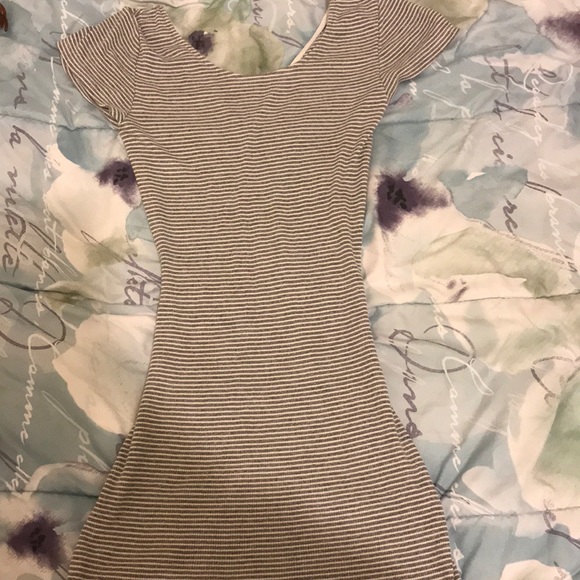 Stripped dress - Picture 1 of 2
